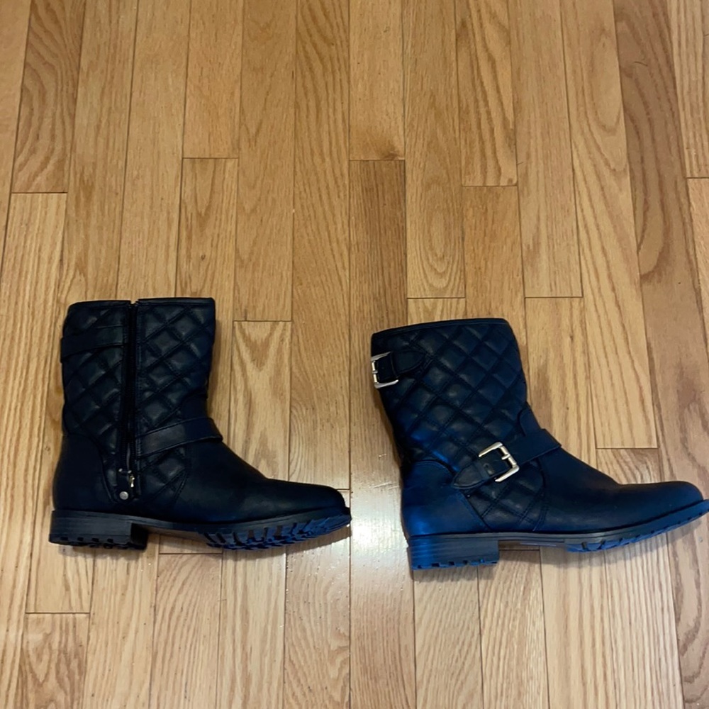 Sporto lined zip up short boots size 8